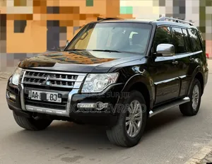 Mitsubishi Pajero 2024 Noir