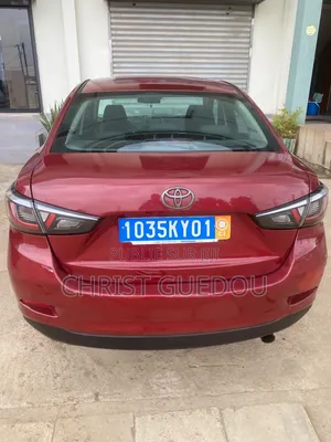 Toyota Yaris 2017 Rouge