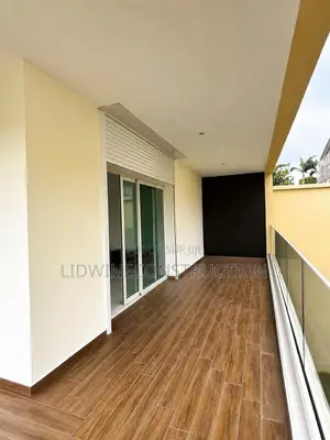 3chbre Villa dans Cocody à Louer