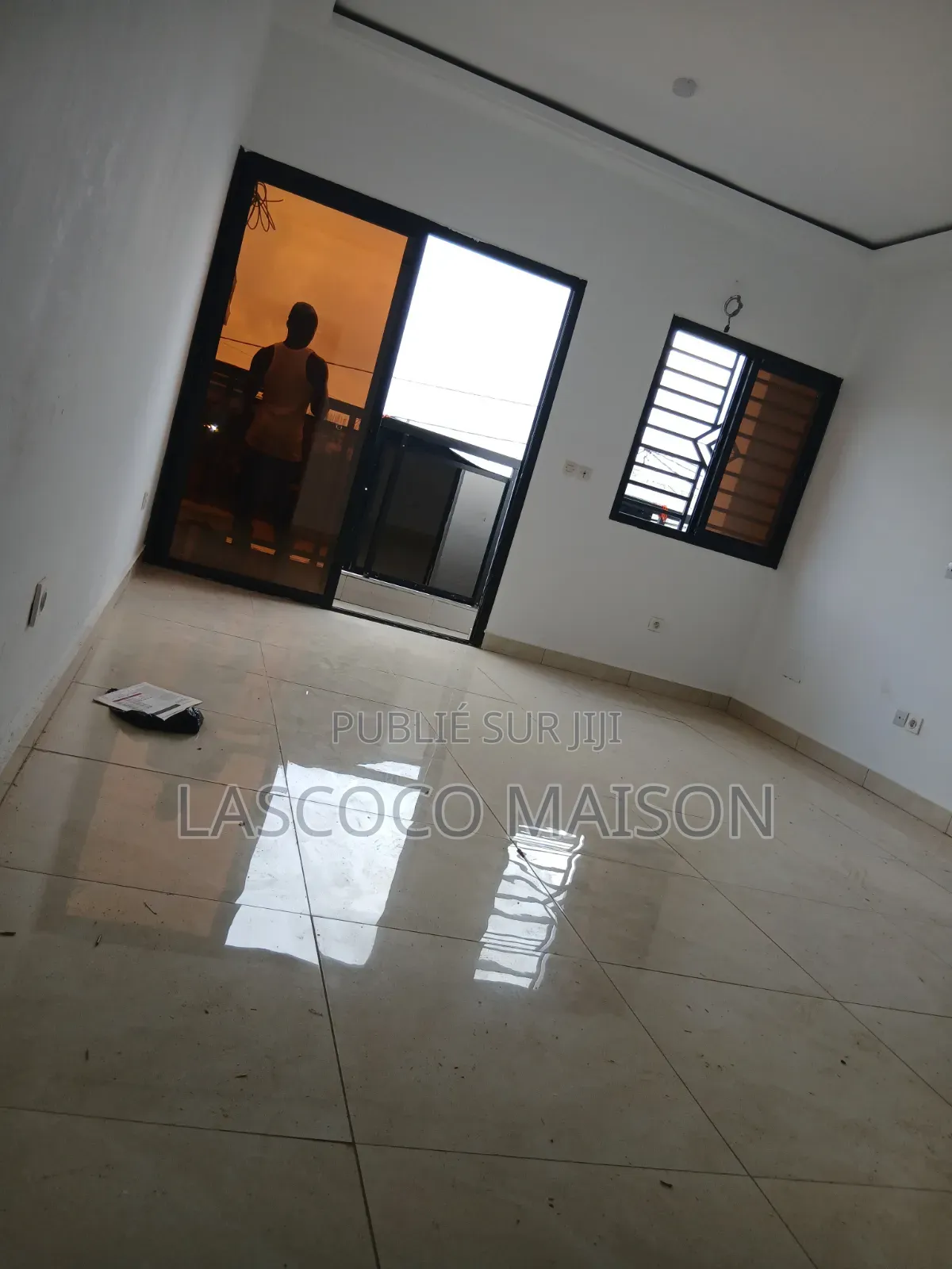 2chbre Appartement dans Lascoco Maison, Cocody à Louer