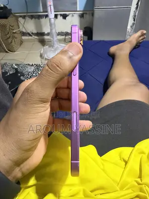 Nouveau Apple iPhone 16 Plus 128 GB Rose