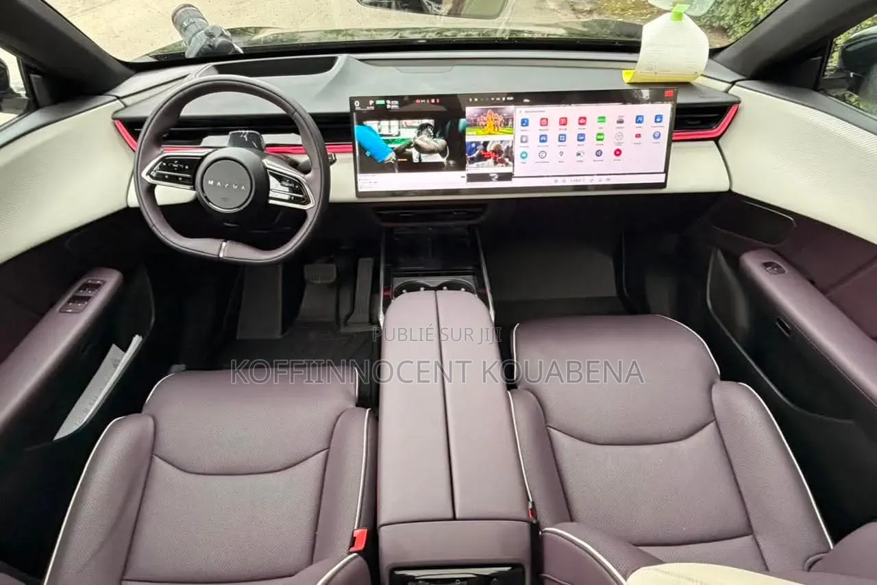 Nouveau Mazda AZ 2025 Blanc