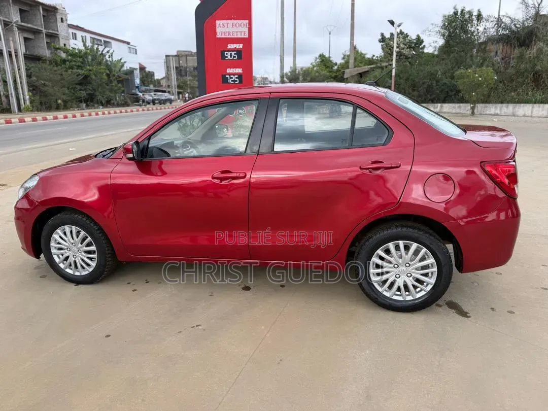 Suzuki Dzire 2024 Rouge