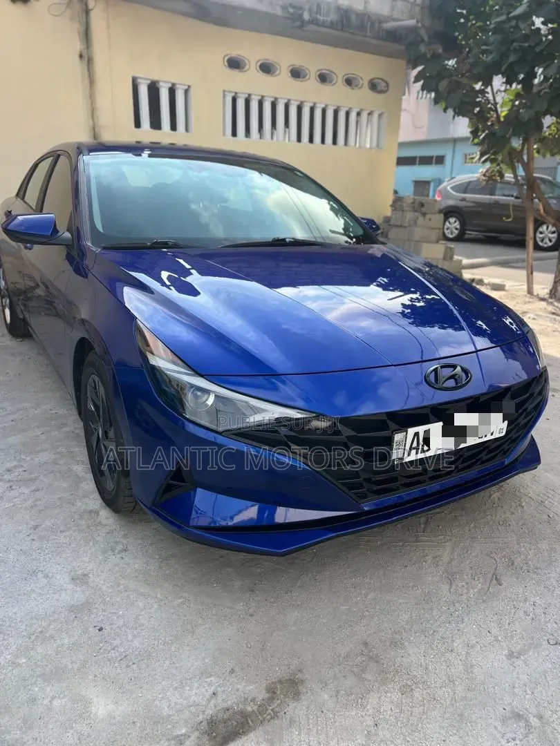 Hyundai Elantra 2021 Bleu