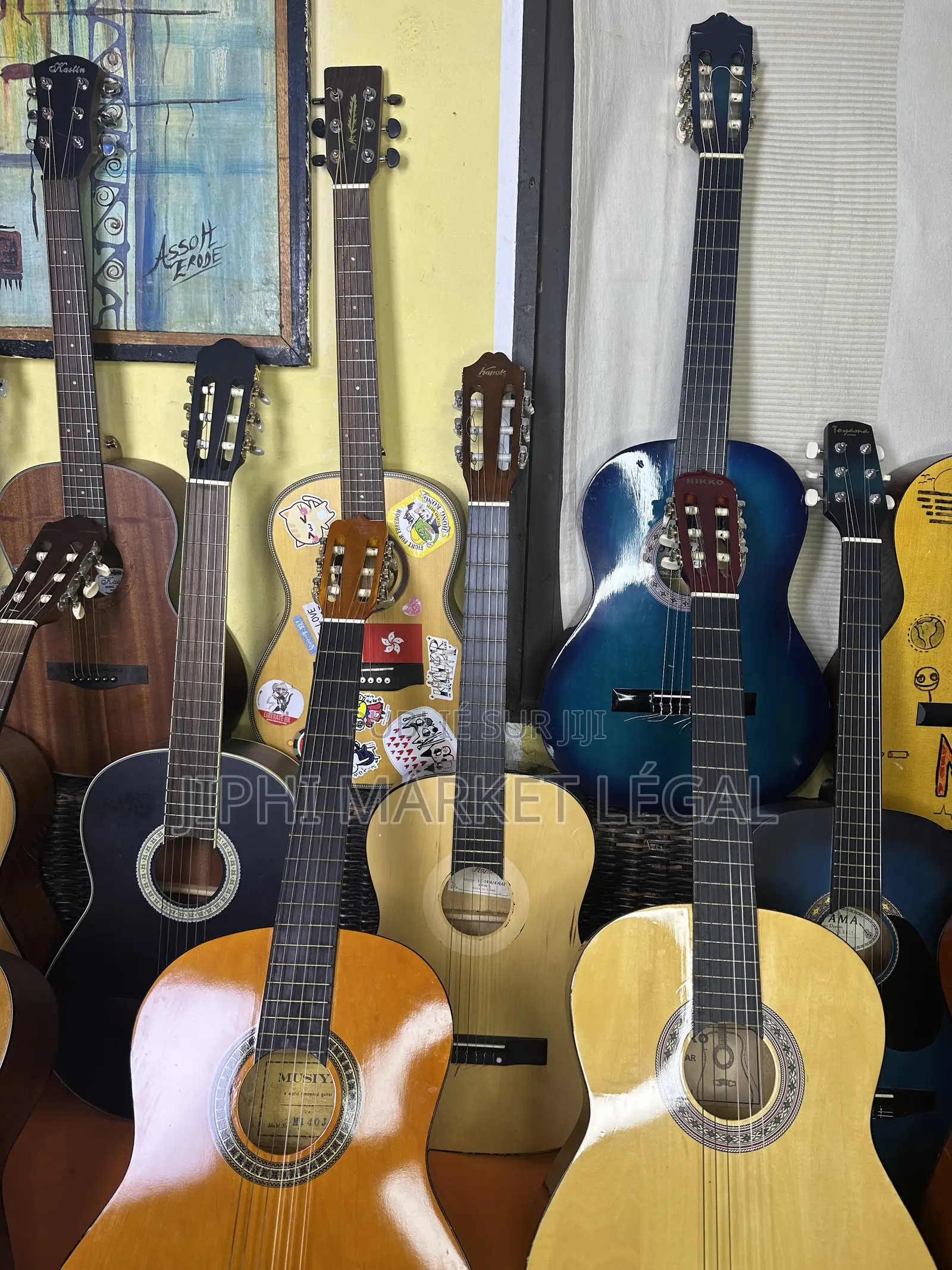 Guitare Moins Chère