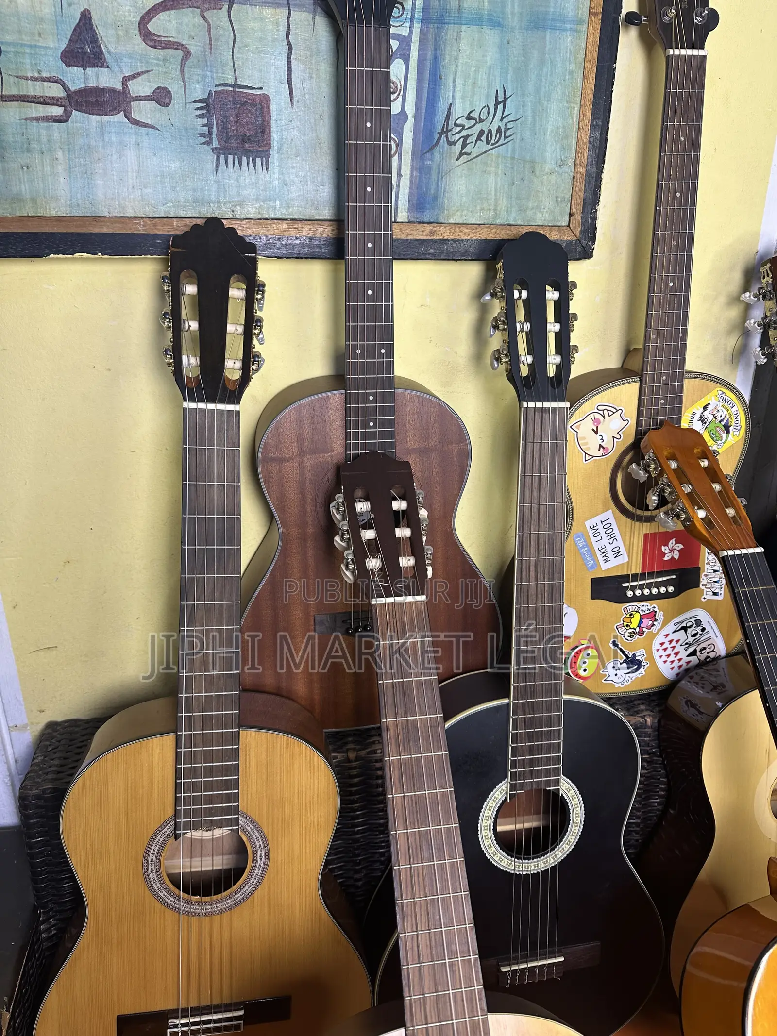 Guitare Moins Chère