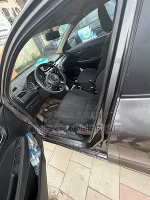 Suzuki Dzire 2022 Marron