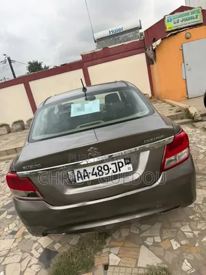 Suzuki Dzire 2022 Marron