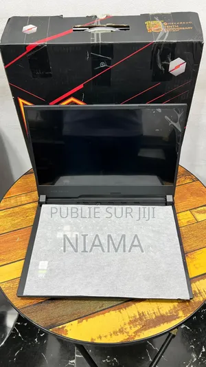 Nouveau Asus ROG Strix SCAR II 16GB Intel Core i7 SSD 512GB