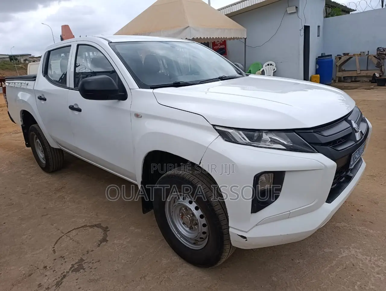 Mitsubishi L200 Double Cab 2.2 4WD 2021 Blanc