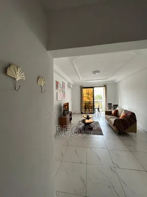 Meublé 2chbre Appartement dans Regis, Cocody à Louer