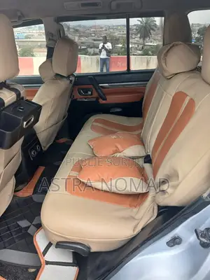 Mitsubishi Pajero 2014 Bleu