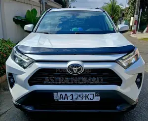 Toyota RAV4 2022 Blanc