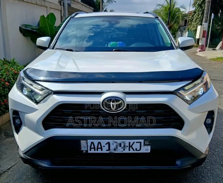 Toyota RAV4 2022 Blanc