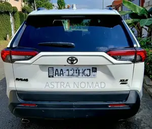 Toyota RAV4 2022 Blanc