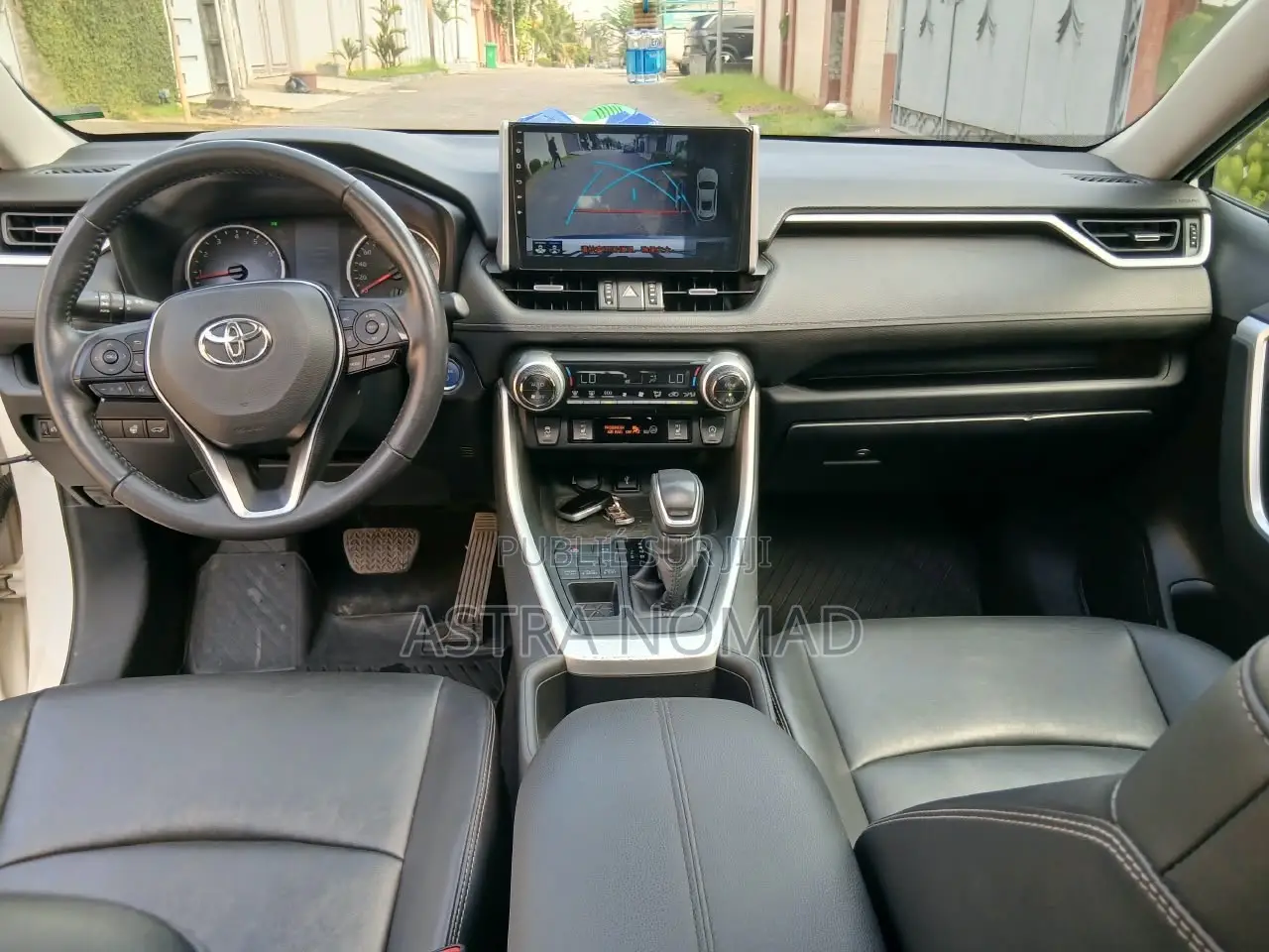 Toyota RAV4 2022 Blanc