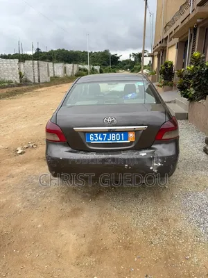 Toyota Yaris 2012