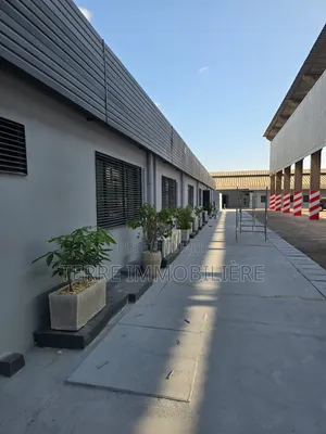 Bureaux À Louer