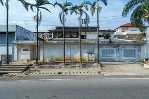 13chbre Duplex dans Cocody à Vendre