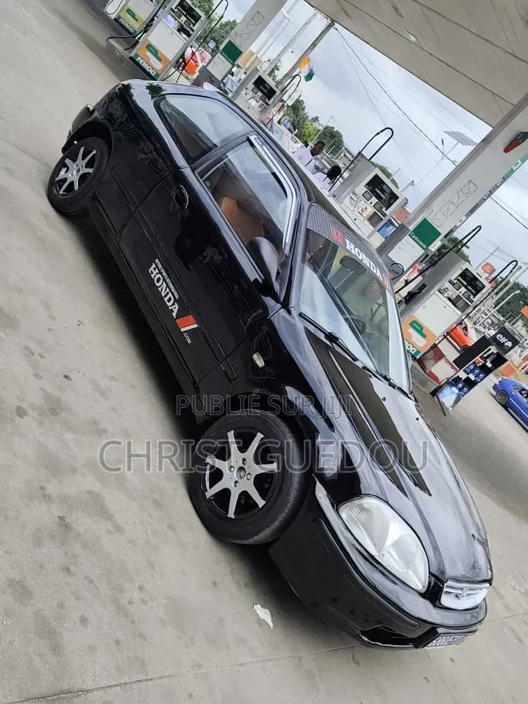 Honda Civic 1996 Noir