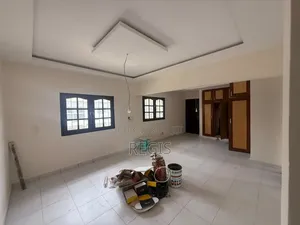 4chbre Duplex dans Regis, Cocody à Louer