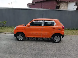 Suzuki S-Presso 2025