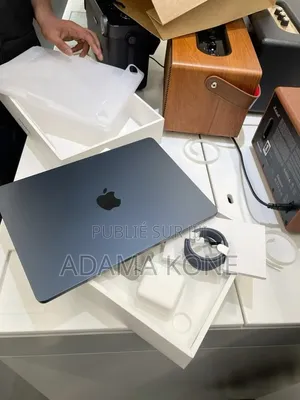 Nouveau Apple MacBook Air 2025 M4 32GB Intel Core i7 HDD 512GB