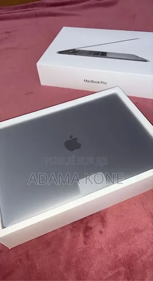 Nouveau Apple MacBook Air 2025 M4 32GB Intel Core i7 HDD 512GB