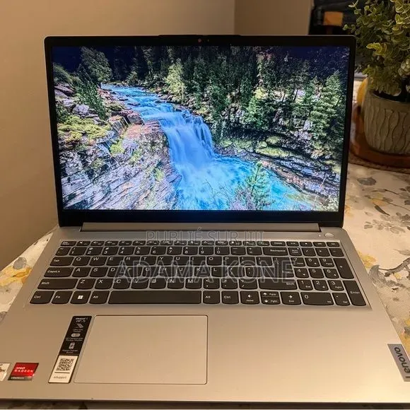 Nouveau Lenovo ThinkPad X1 Yoga 32GB Intel Core i7 SSHD (Hybrid) 512GB