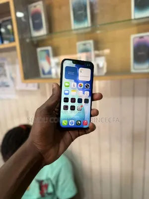 Nouveau Apple iPhone 13 128 GB Noir