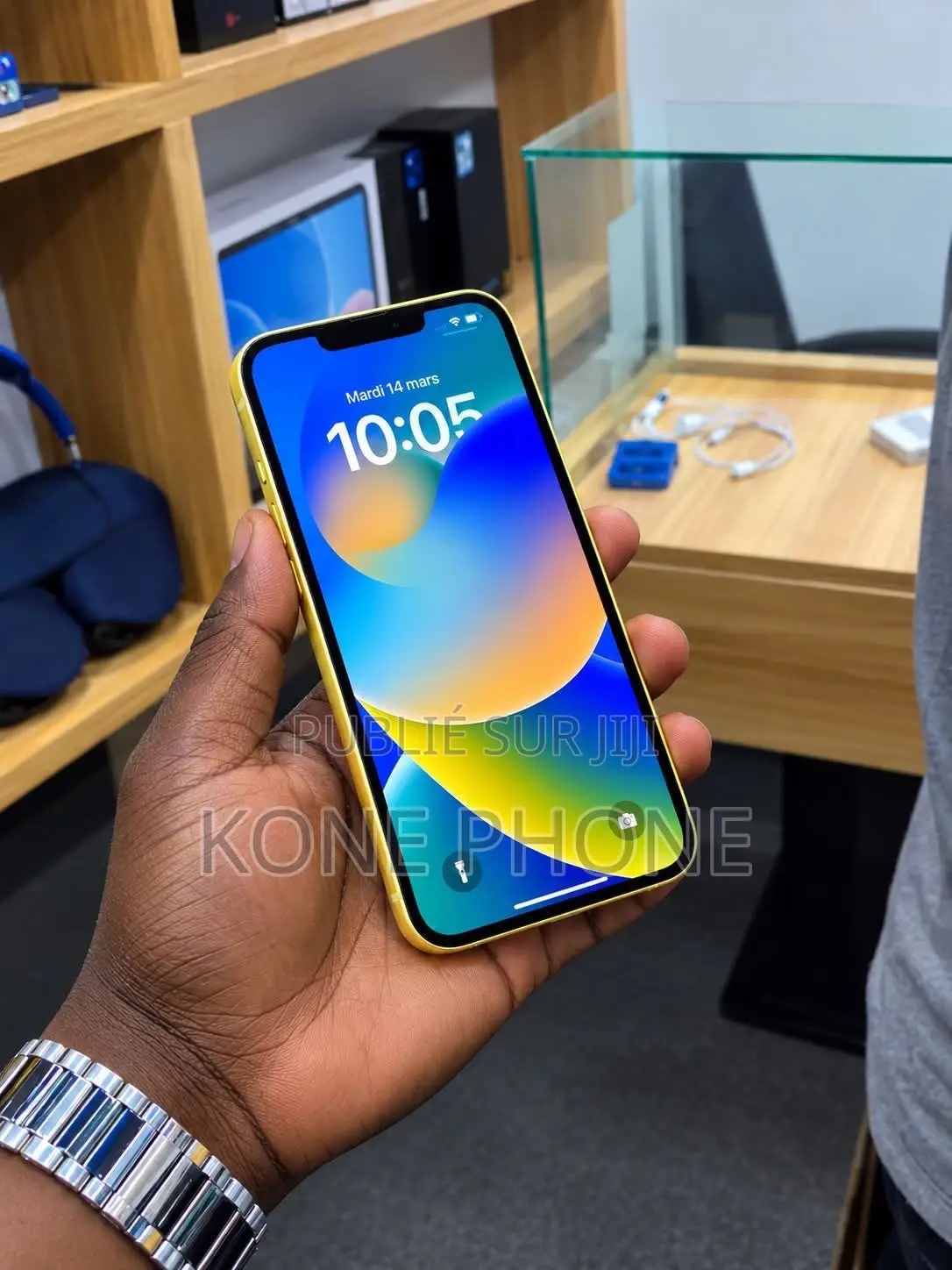 Nouveau Apple iPhone 11 128 GB Jaune
