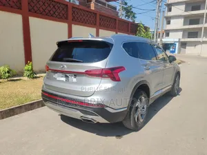 Hyundai Santa Fe Limited 2022 Gris