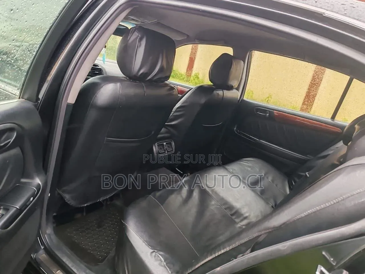 Lexus GS 300 1999 Noir