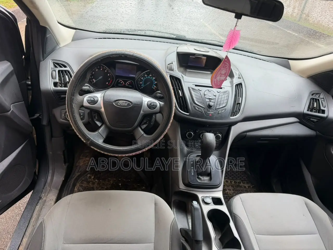 Ford Escape 2015 Gris