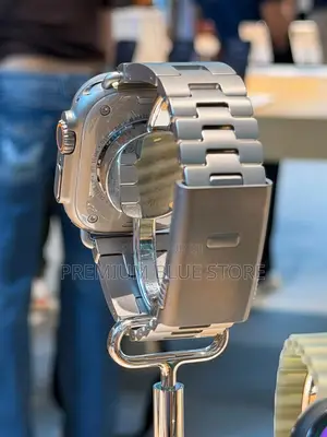  Apple Watch Ultra 4 – Puissance, Luxe Et Performance Au Poignet ! 
