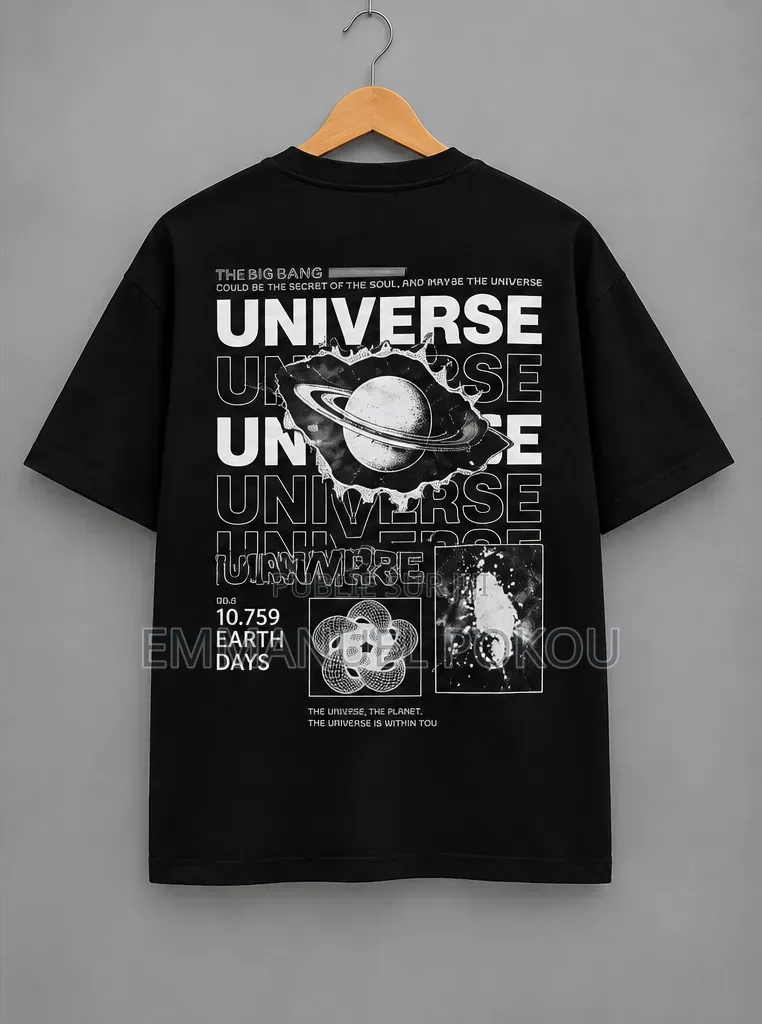 T-Shirt Noir UNIVERSE