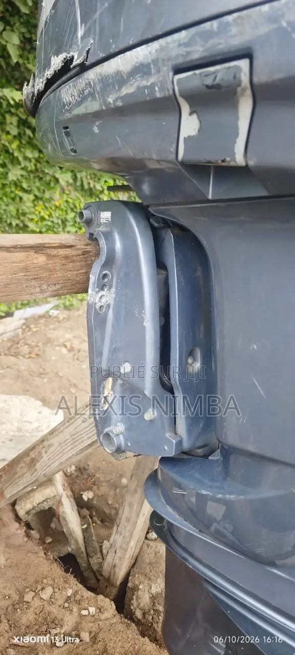 En Vente Deux Moteur Yamaha 225 Chevaux Importer Vendu Sans Accessoire