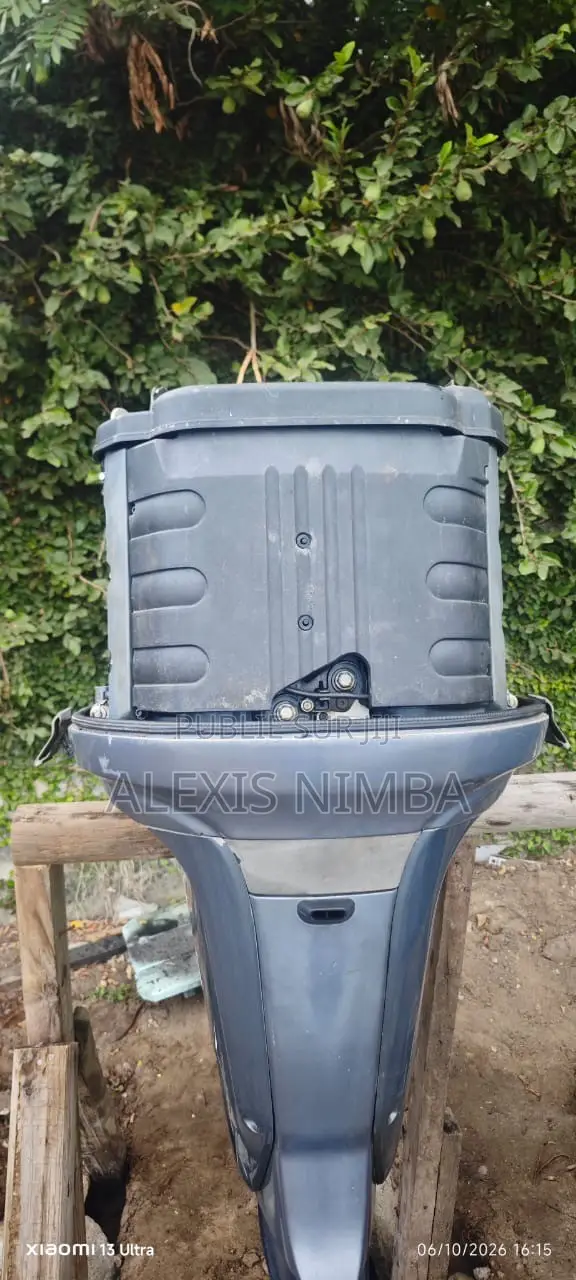 En Vente Deux Moteur Yamaha 225 Chevaux Importer Vendu Sans Accessoire