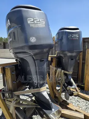 En Vente Deux Moteur Yamaha 225 Chevaux Importer Vendu Sans Accessoire