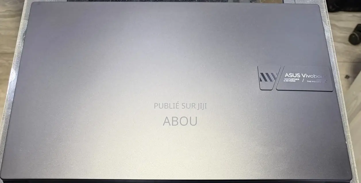 Ordinateur portable Asus Vivobook 15 16GB Intel Core i7 SSD 512GB