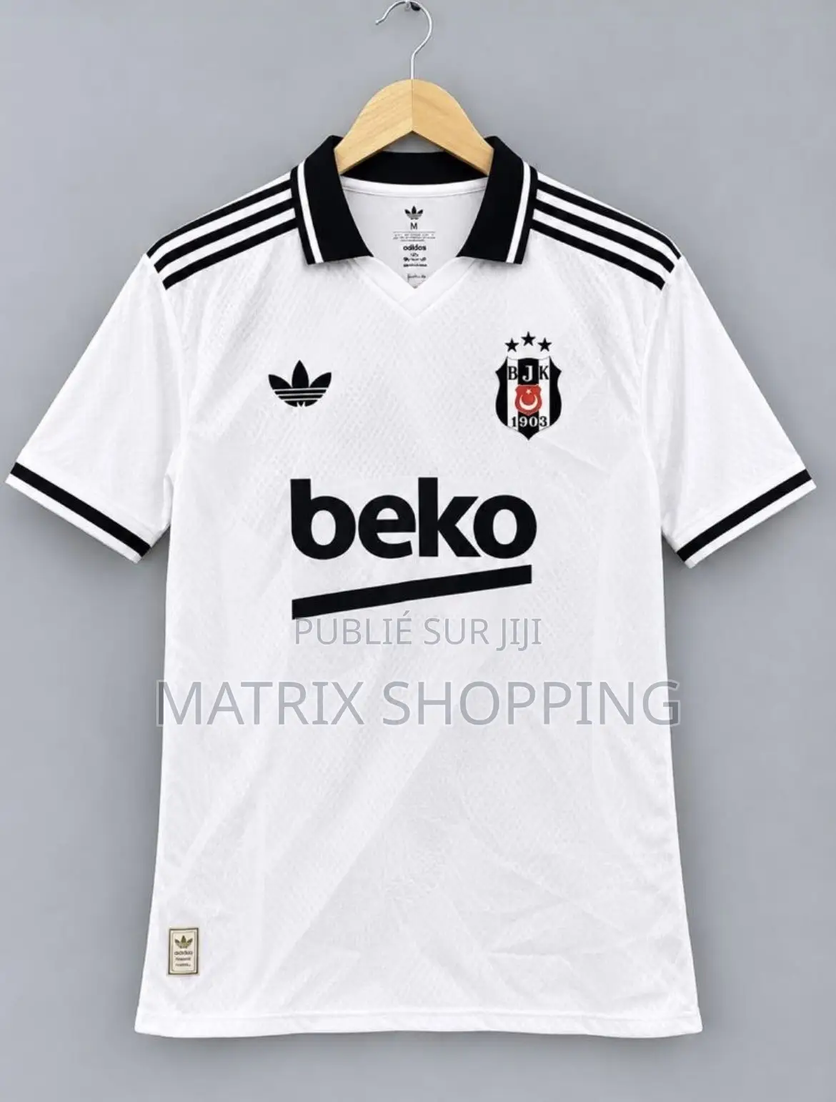 Maillots De Football Et Vêtements Tendance