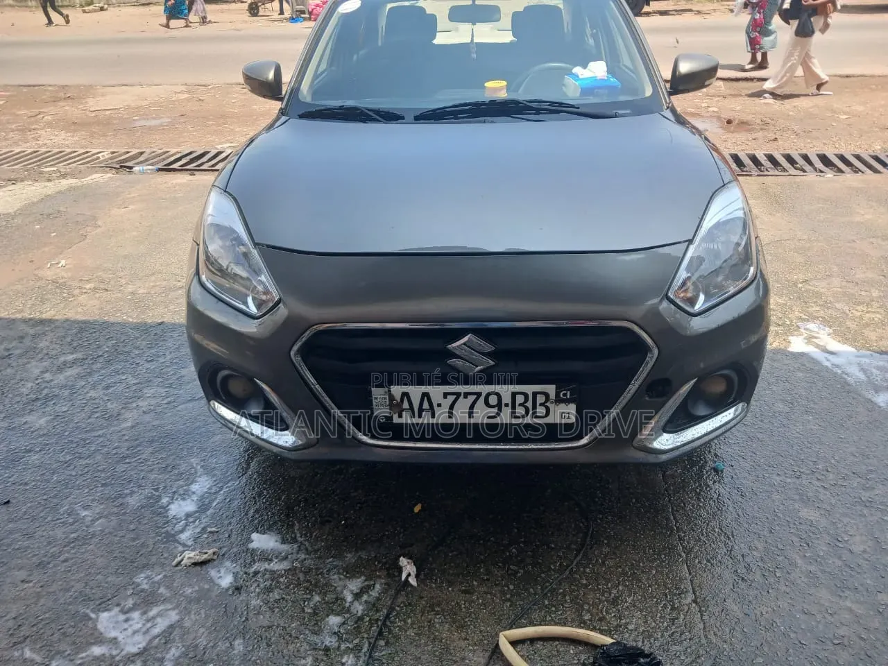 Suzuki Dzire 2023 Gris