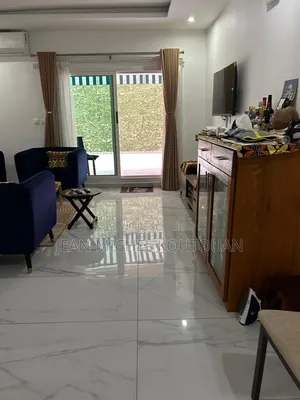 Villa Duplex De 14 Pièces Cocody Au Vallon