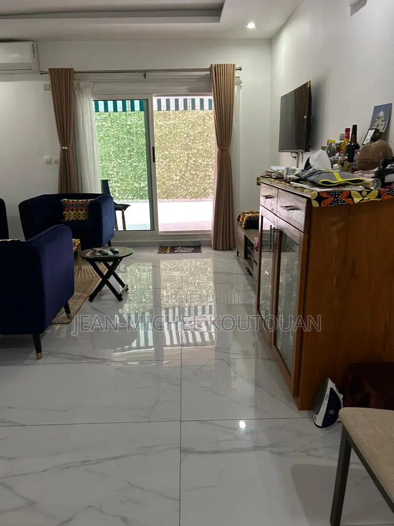Villa Duplex De 14 Pièces Cocody Au Vallon
