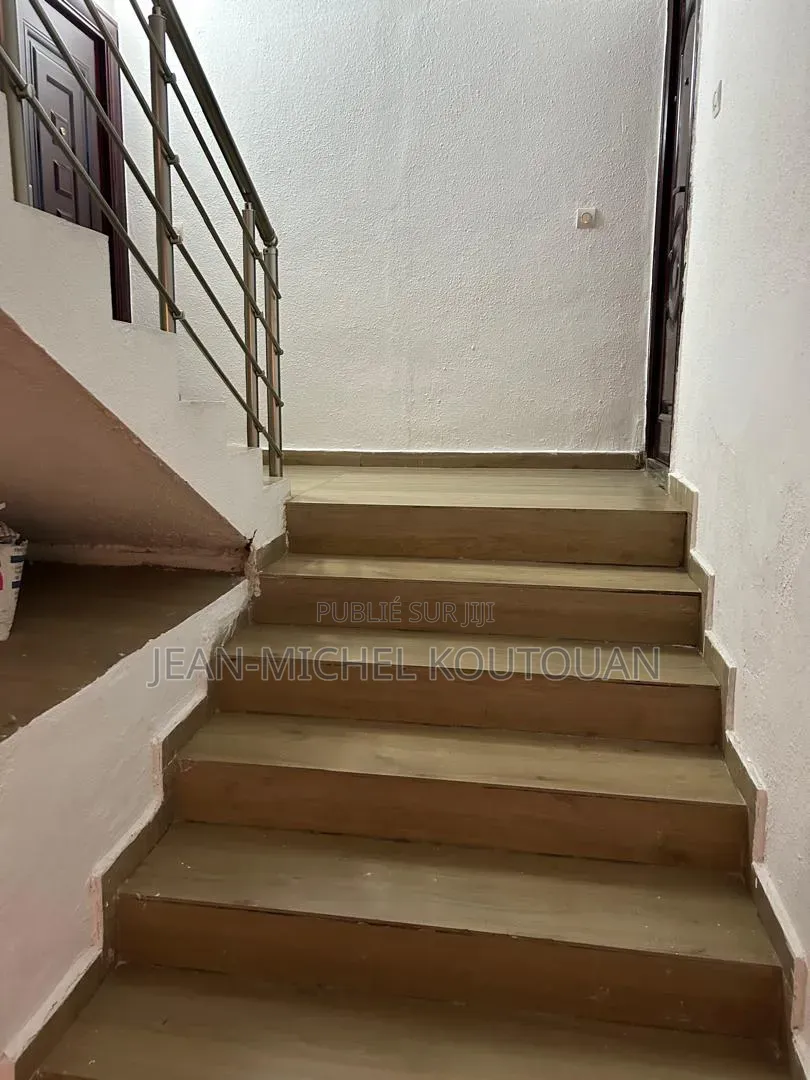 Villa Duplex De 14 Pièces Cocody Au Vallon