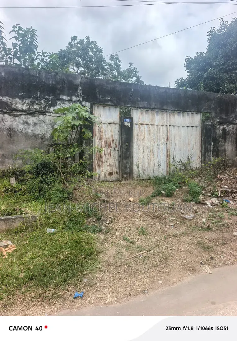 Terrain en Vente Cocody Deux Plateaux ( Ena)
