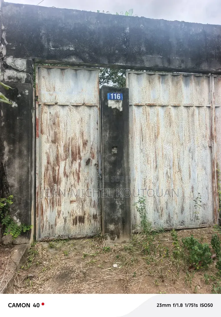 Terrain en Vente Cocody Deux Plateaux ( Ena)