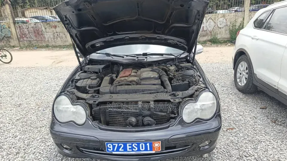 Mercedes-Benz C200 2001 Noir