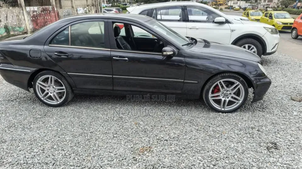 Mercedes-Benz C200 2001 Noir