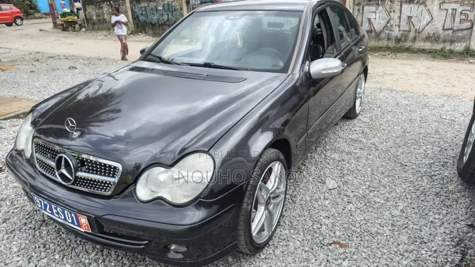 Mercedes-Benz C200 2001 Noir
